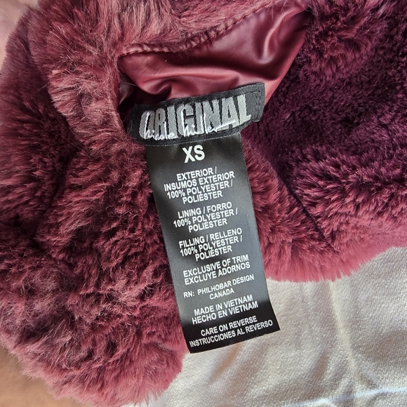 Reversible Nicole Miller Faux Fur Vest - Picture 3 of 5